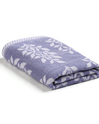 Paisley Lilac Yarn Dyed Jacquard | Liventra Bath Towel